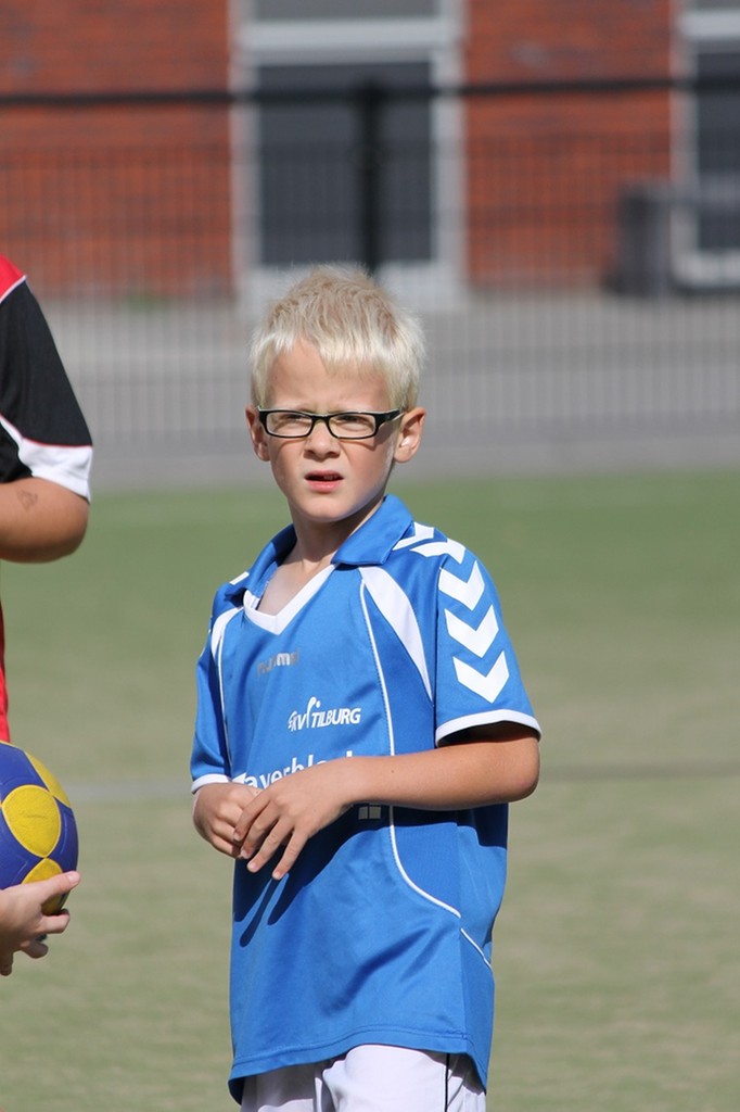 KVT E2 tegen DSC 098.jpg